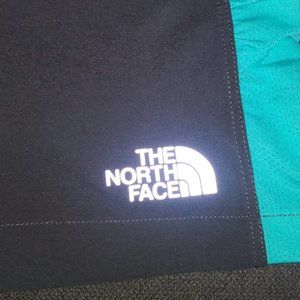 The North Face skort, size Large